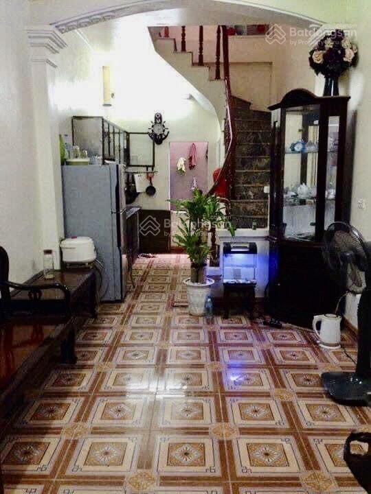 Cho thuê nhà tân mai, 8tr/tháng, 30m2, 4 tầng, nội thất cơ bản,  0979 294 ***