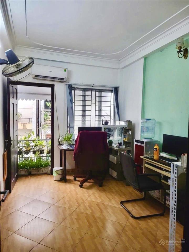 Cho thuê nhà lĩnh nam, tây trà, 30m2, 4 ngủ, giá 9tr