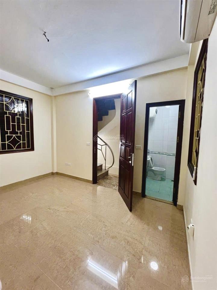 Cho thuê nhà riêng phố huế hai bà trưng | 5 tầng, 3 phòng ngủ | full nội thất | chỉ 12 triệu/tháng