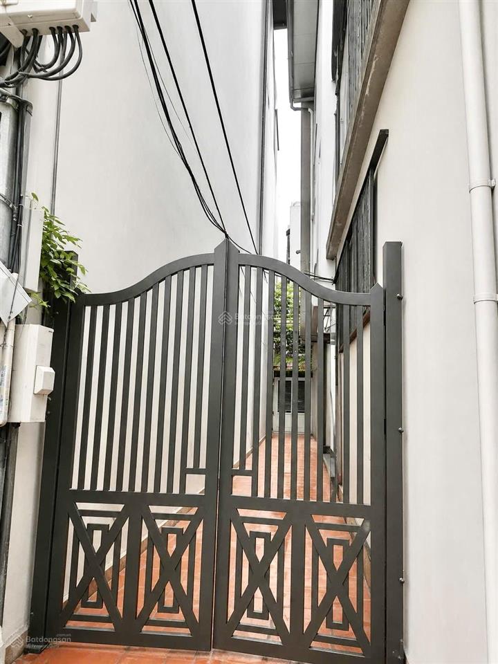 Cho thuê nhà nguyên căn tân mai, 35m x 5 tầng, 3pn khép kín, full nội thất chỉ 10,5 tr/tháng
