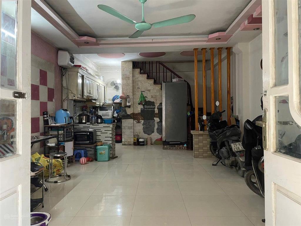 Cho thuê nhà nguyên căn giải phóng  hoàng mai | ô tô đỗ cửa | 4pn | 13 triệu/tháng