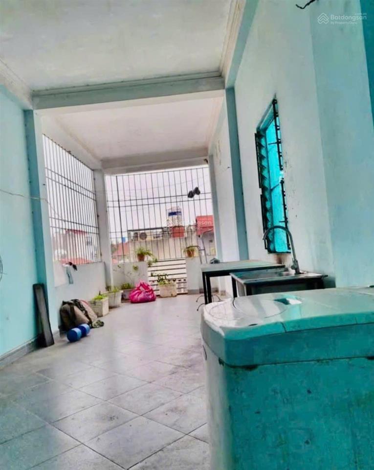 Cho thuê nhà nguyên căn nguyễn chính, 35m2, 2 ngủ, gần ô tô, giá 8 triệu