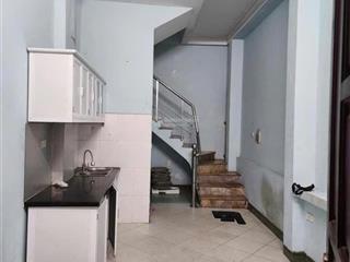 Cho thuê nhà nguyên căn nguyễn chính, 35m2, 2 ngủ, gần ô tô, giá 8 triệu