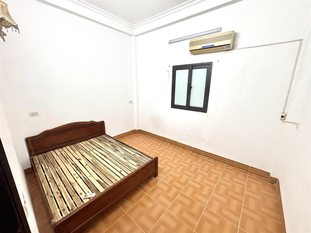Cho thuê nhà vĩnh hưng, lĩnh nam, ô tô đỗ cửa, gần 40m2 12tr/tháng 4 tầng, 4 ngủ