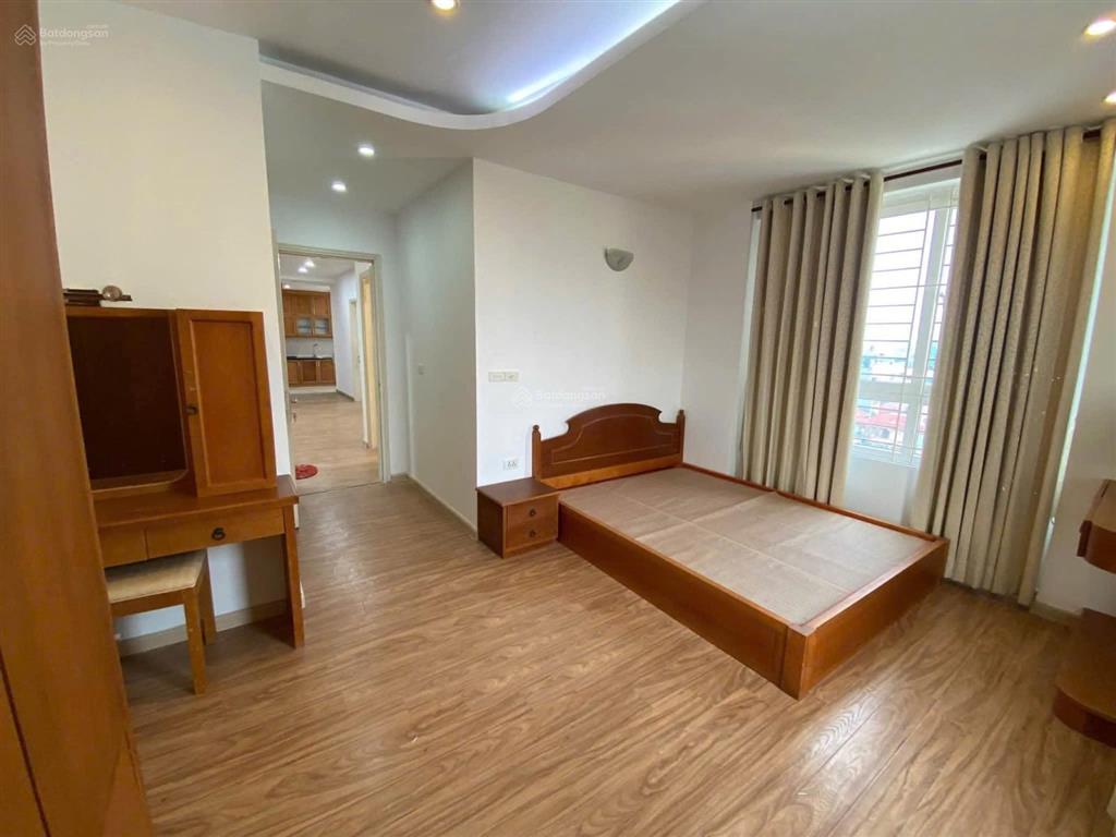 Cho thuê chung cư 25 lạc trung, tầng cao, 124m2, 3 pn, 2 wc, giá 17 triệu/tháng