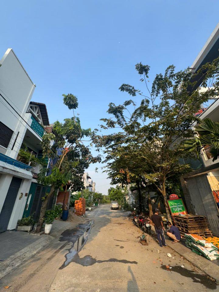 Bán gấp đất nền KDC Dự Án Đông Dương, đường Bưng Ông Thoàn, Quận 9