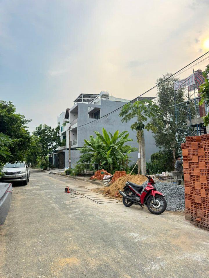 Bán gấp đất nền KDC Dự Án Đông Dương, đường Bưng Ông Thoàn, Quận 9