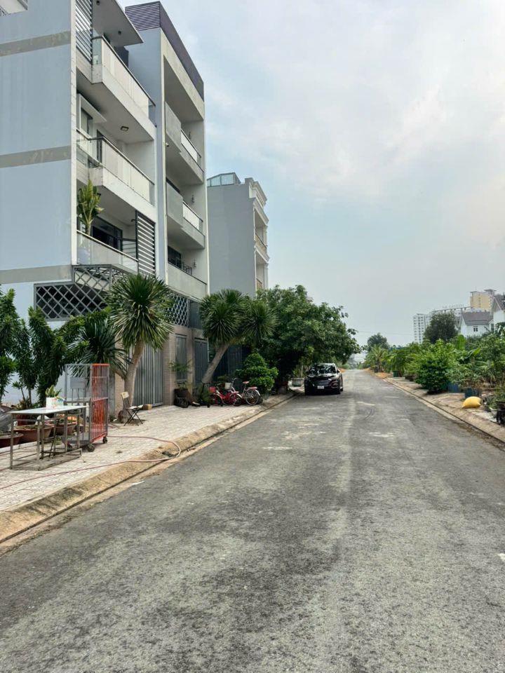 Bán lô đất biệt thự 2 mặt tiền, giá tốt, DA Sở Văn Hóa Thể Thao, phường Long Trường, Q9