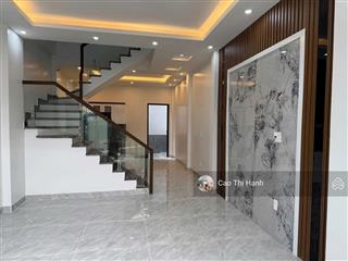 Nhà 3 tầng xây mới tại nguyễn lương bằng  ngay chợ gò công