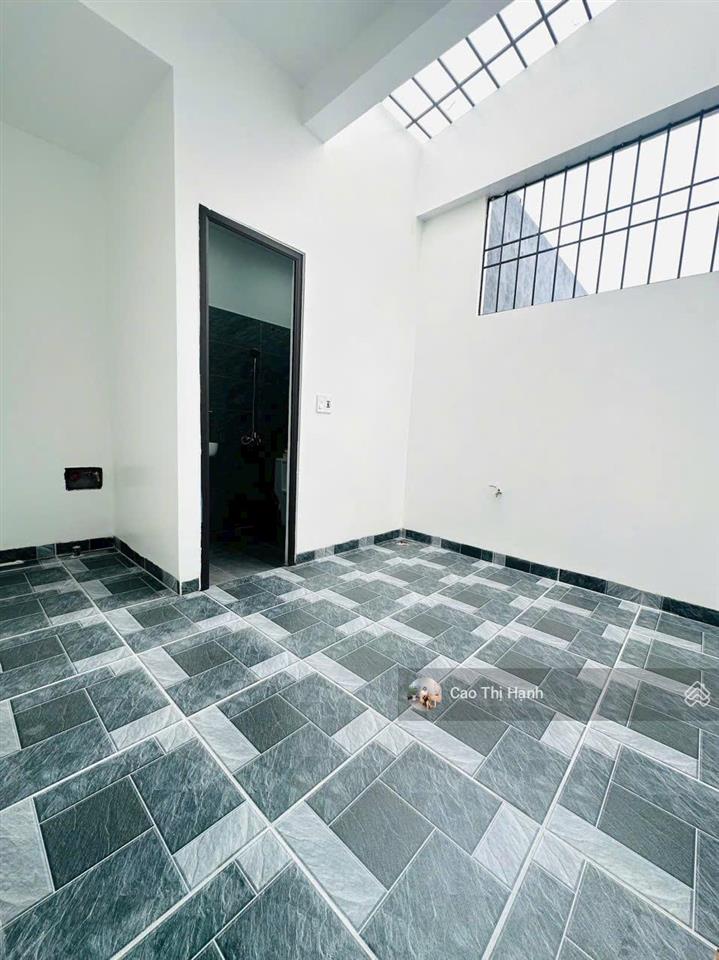 Nhà 3 tầng xây mới tại nguyễn lương bằng  ngay chợ gò công