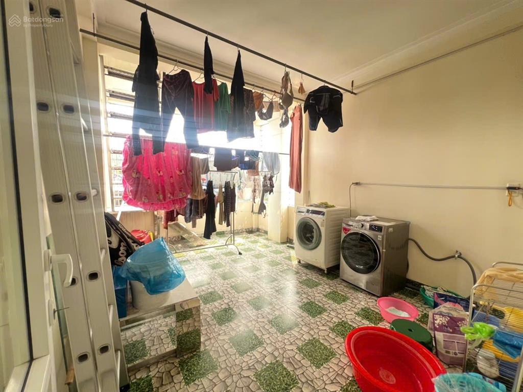 Nhà mặt đường trần thành ngọ  4 tầng  vị trí đẹp