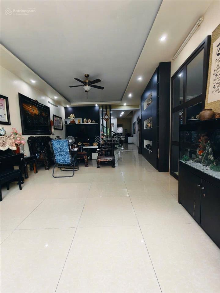 Nhà 3 tầng mặt đường trần thành ngọ  vị trí đẹp  213m2