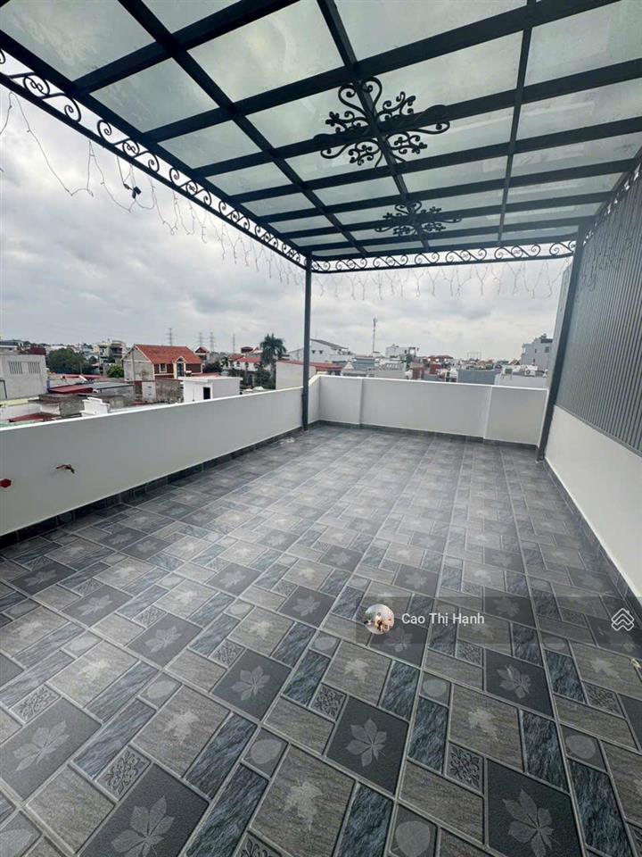 64m2 nhà xây mới độc lập 3,5 tầng ngay ngã 6 quán trữ  ngõ gần 4m