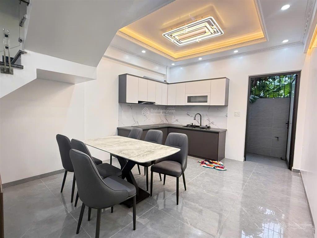 Nhà 3 tầng đường nguyễn lương bằng  52m2  ngõ nông