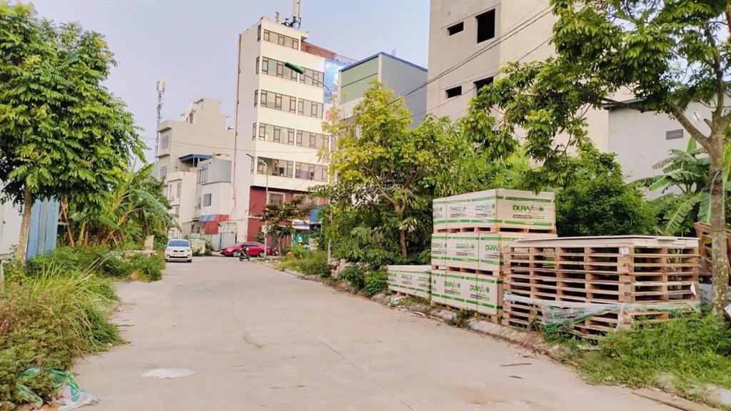 151,58m2 đất biệt thự đồng hòa 3  tuyến 2 bùi viện  ngang 10m