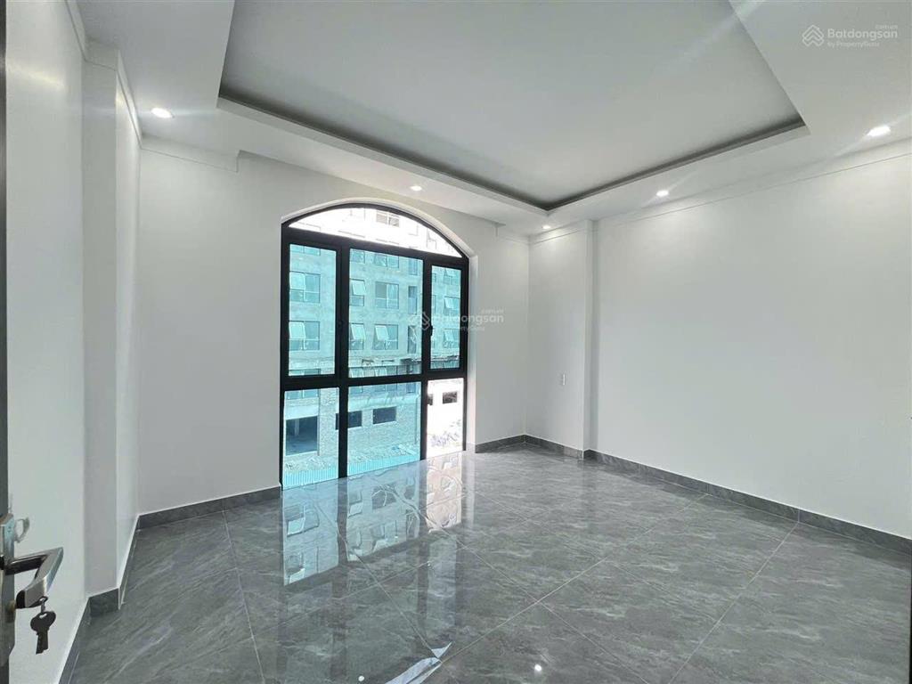 Bán nhà xây độc lập 4 tầng hiện đại ngõ 429 đồng hoà  ô tô đỗ cửa ngày đêm