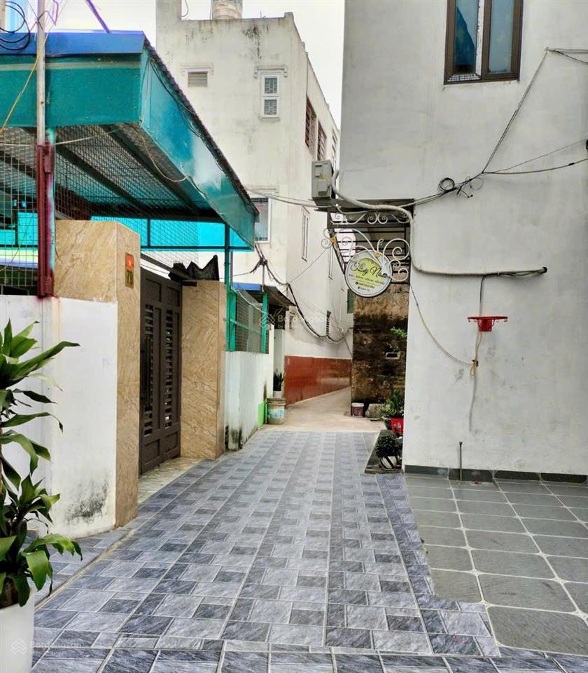 44m2 đất ngõ 47 trần nhân tông  cách mặt đường chính 50m.