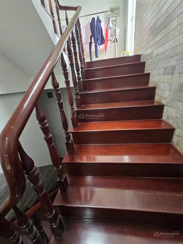 Bán nhà đẹp, đủ tiện nghi, cách mặt tiền đường trường sa, phường 17, quận bình thạnh chỉ 10 m.