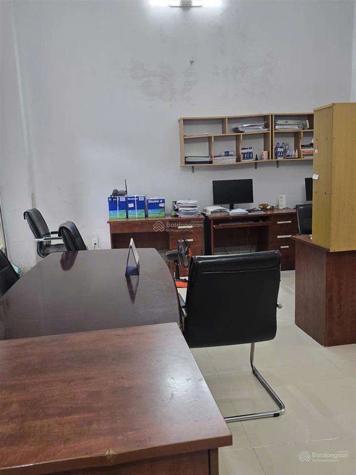 Bán nhà đẹp, đủ tiện nghi, cách mặt tiền đường trường sa, phường 17, quận bình thạnh chỉ 10 m.