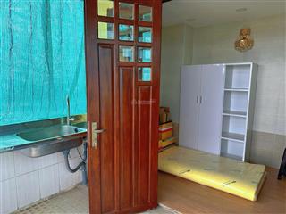 Cho thuê chdv view sông 2pn 60m2 tại q7