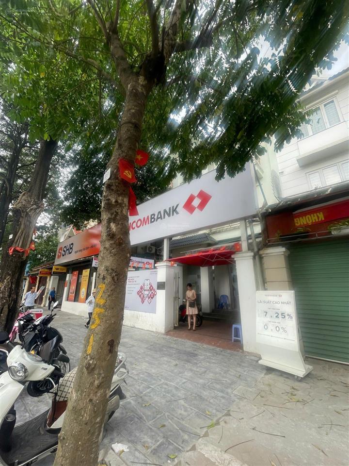 Cho thuê nhà riêng biệt thự 151m2 5 tầng giá 70tr/th tại mặt phố nguyễn cao luyện,  0941 861 ***
