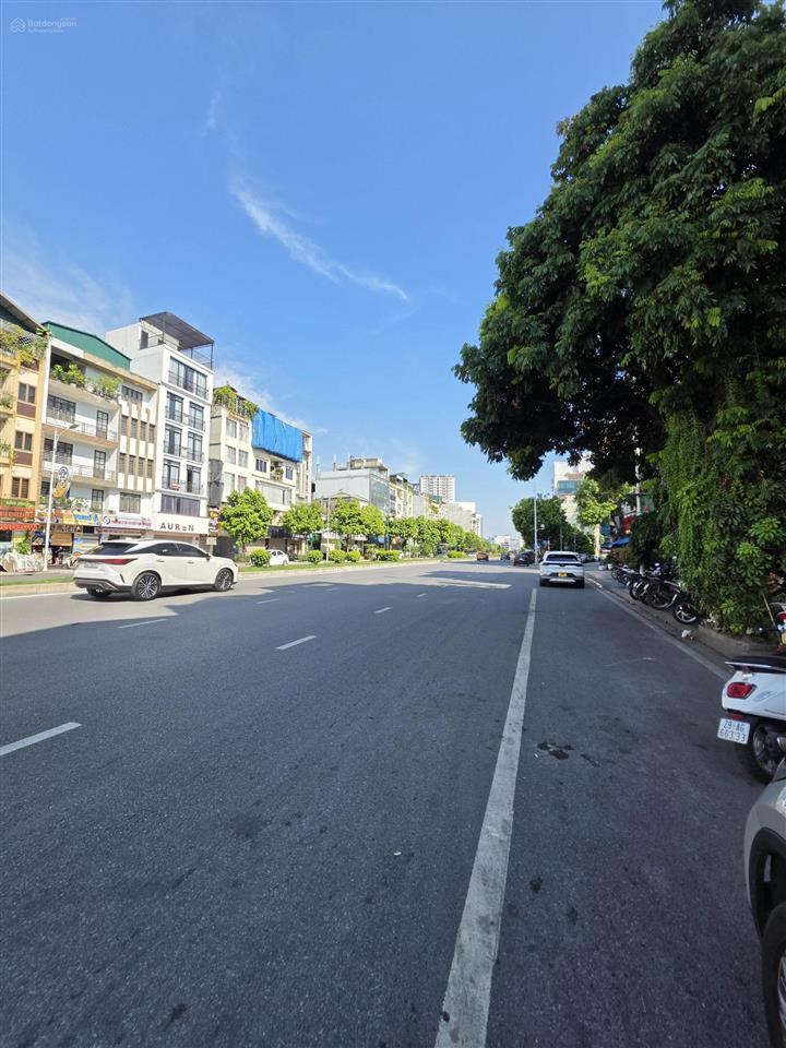 Cho thuê nhà 5 tầng mặt phố hồng tiến 60m.  chính chủ 0365 636 ***