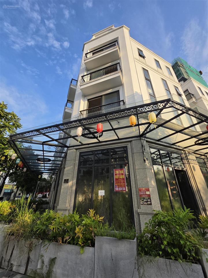 Cho thuê 2 căn góc 205m2 dự án diamond point phúc đồng   0365 636 *** 0941 861 ***