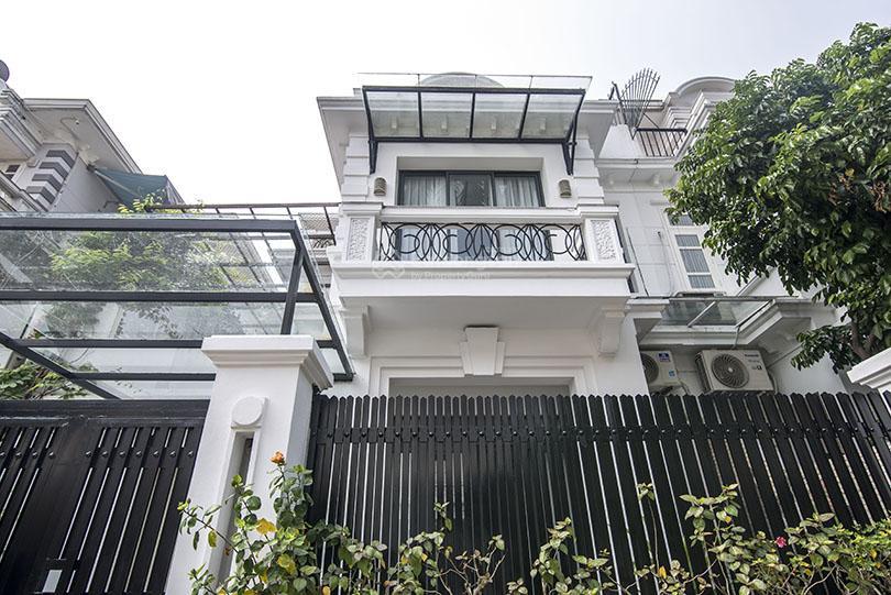 Cho thuê bt ở khu đô thị nam thăng long  ciputra, giá thỏa thuận, 198m2