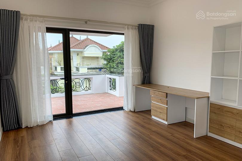 Cho thuê bt ciputra, 180m2, 4 phòng ngủ, đầy đủ nội thất, gần trường quốc tế