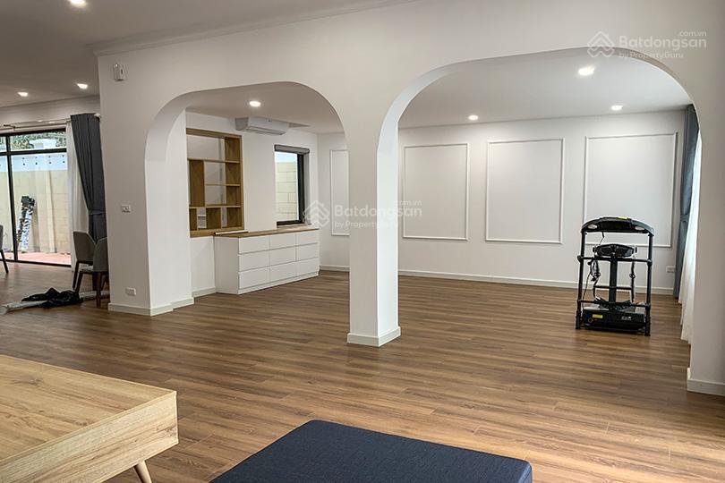 Cho thuê bt ciputra, 180m2, 4 phòng ngủ, đầy đủ nội thất, gần trường quốc tế