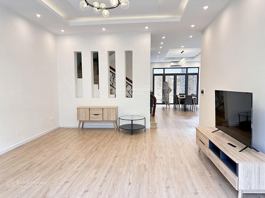 Cho thuê gấp bt 180m2, 5pn, 4wc tại ciputra, 82 triệu