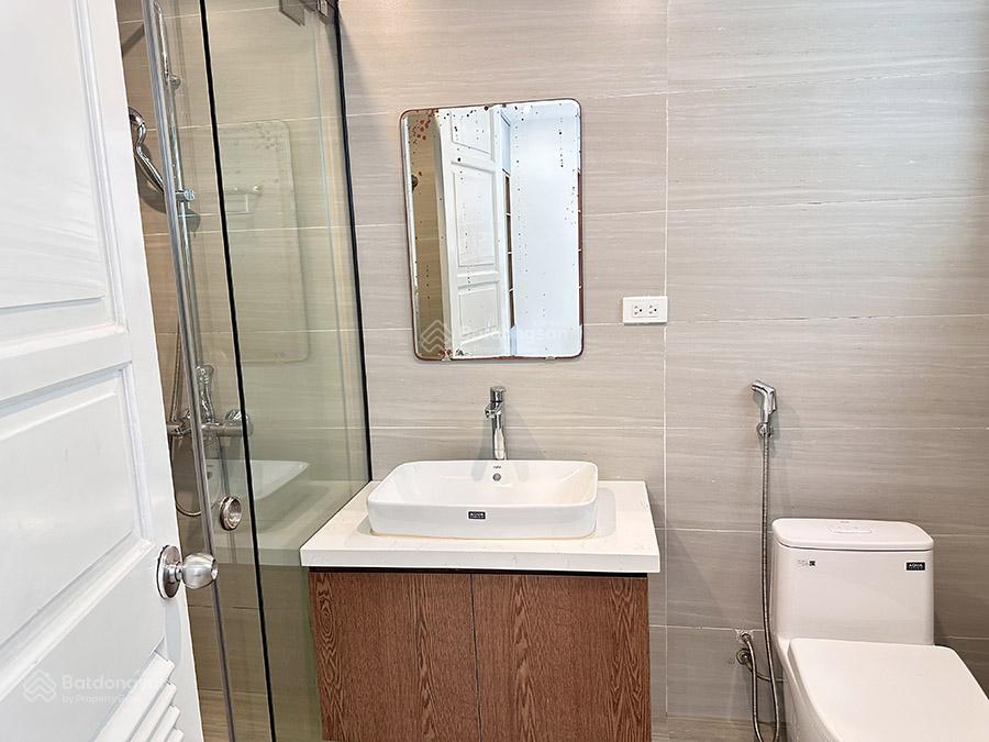 Cho thuê gấp bt 180m2, 5pn, 4wc tại ciputra, 82 triệu