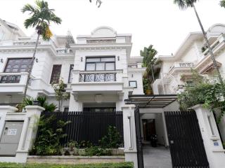 Cho thuê gấp bt 180m2, 5pn, 4wc tại ciputra, 82 triệu