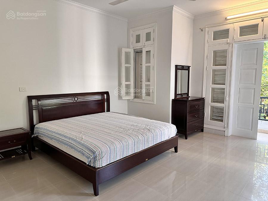 Cho thuê bt 5pn, 4wc, 66 triệu, 180m2 tại ciputra, hà nội