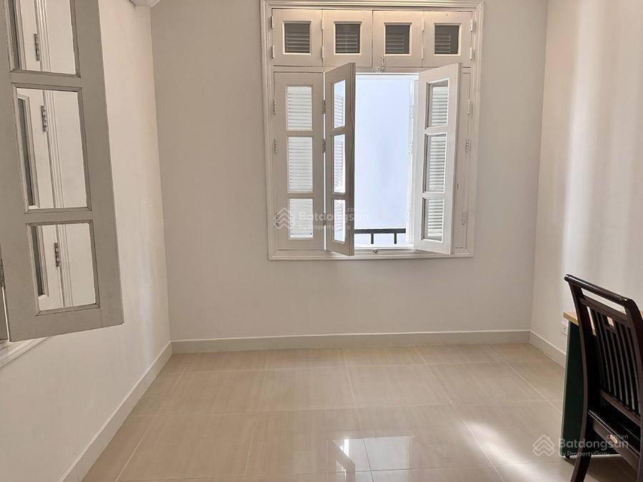 Cho thuê bt 5pn, 4wc, 66 triệu, 180m2 tại ciputra, hà nội
