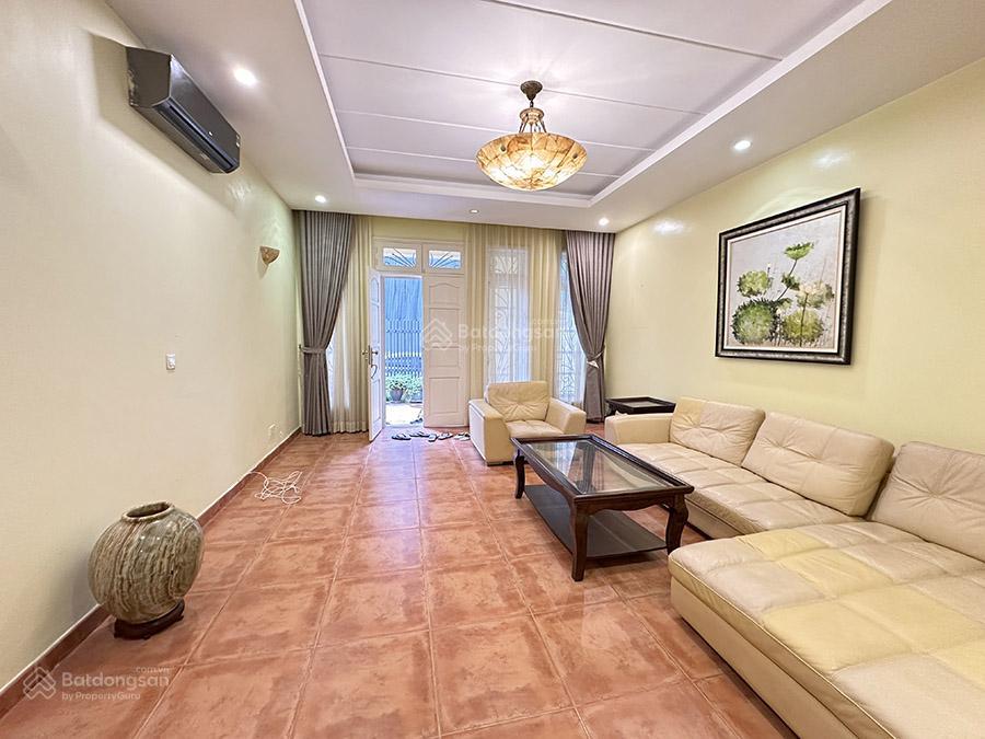 Cho thuê bt 6pn, 4wc, 198m2 tại khu đô thị nam thăng long  ciputra, giá tốt
