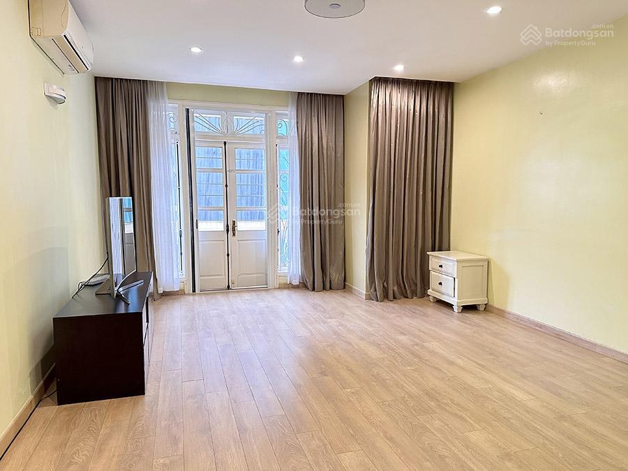 Cho thuê bt 6pn, 4wc, 198m2 tại khu đô thị nam thăng long  ciputra, giá tốt