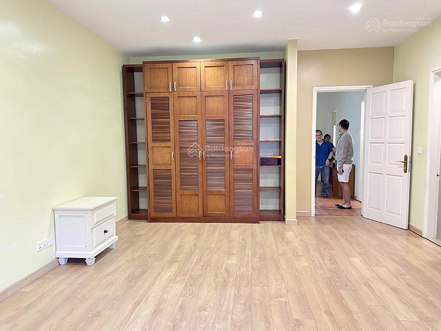 Cho thuê bt 6pn, 4wc, 198m2 tại khu đô thị nam thăng long  ciputra, giá tốt