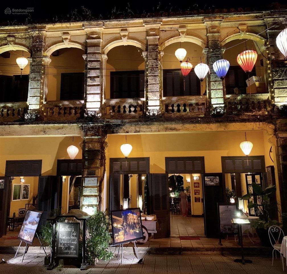 Nhà pháp hội an cần bán mt phan bội châu trái tim di sản .176m2