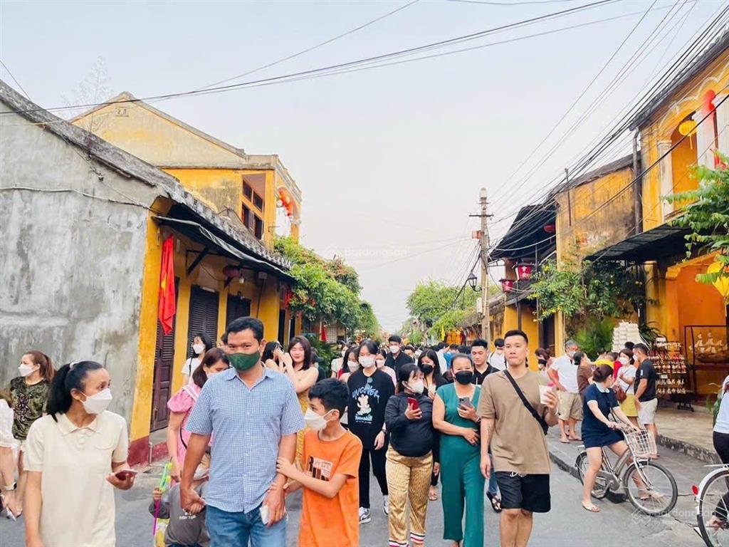 Bán nhà mặt phố tại trần phú, 38 tỷ, 100m2, cực chất!