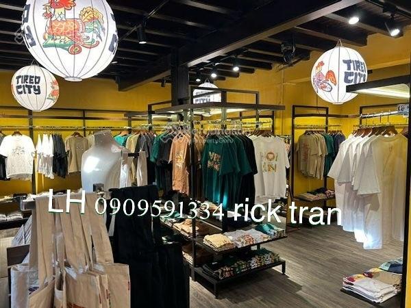Điểm chạm di sản  độc bản phố cổ hội an nhà cổ mt nguyễn thái học 110m2 ( cho thuew 250tr/ tháng)