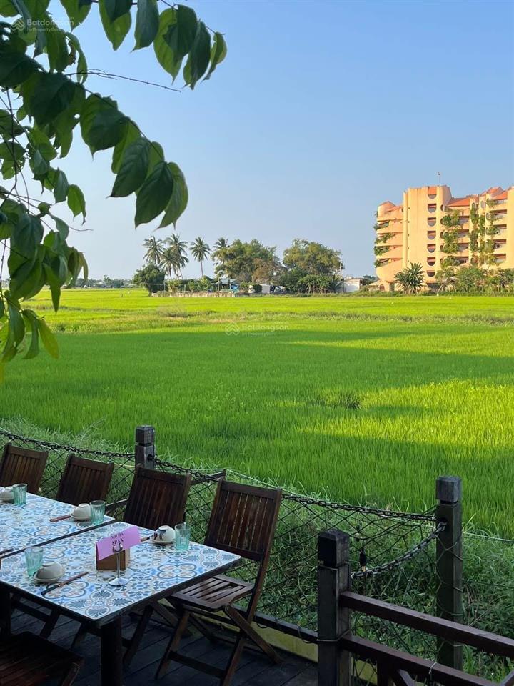 Bán nhà mặt phố tại lý thái tổ, giá thỏa thuận, 1100m2, đẹp xuất sắc, hàng hot view lúa