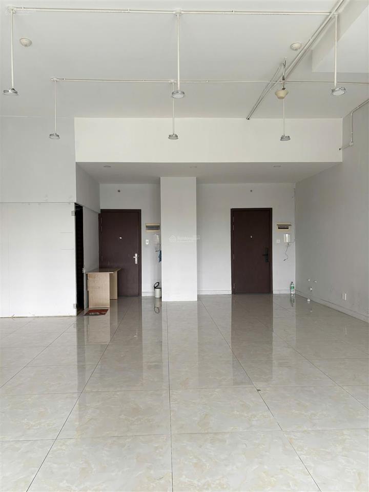 Cho thuê văn phòng diện tích lớn có ban công riêng  the sun avenue  an phú  quận 2