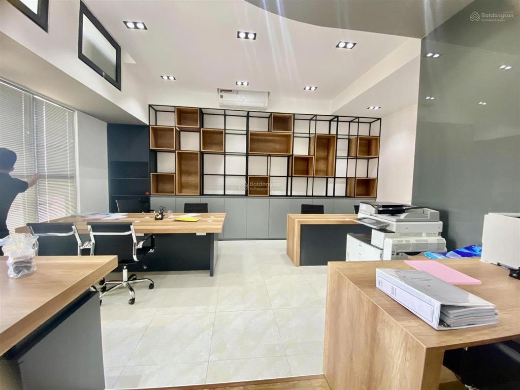 Cho thuê văn phòng đẹp tại the sun avenue  quận 2, đã setup nội thất đẹp, chỉ 16tr/tháng