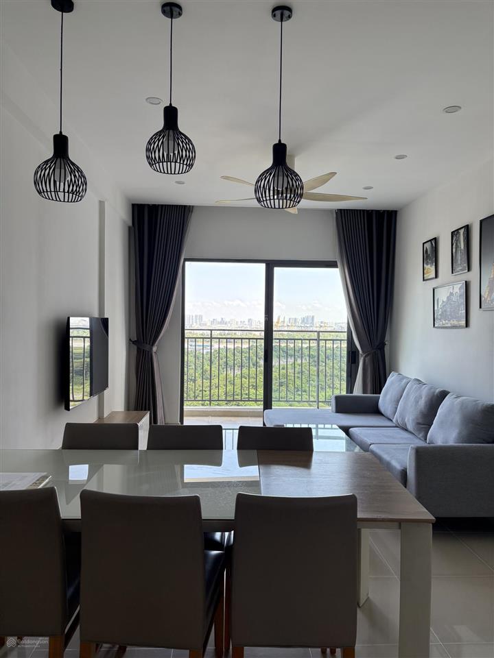 Cho thuê 3pn the sun avenue 96m2, full nội thất đẹp, trống sẵn, chỉ 22 triệu/tháng