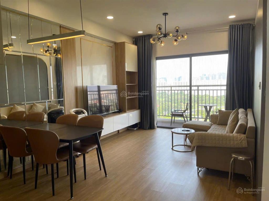 Cho thuê 3pn the sun avenue 90m2, full nội thất cao cấp, view đẹp, trống sẵn