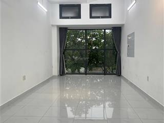 Cho thuê văn phòng trống sẵn 41m2, chỉ 11 triệu/tháng.  0906 689 ***
