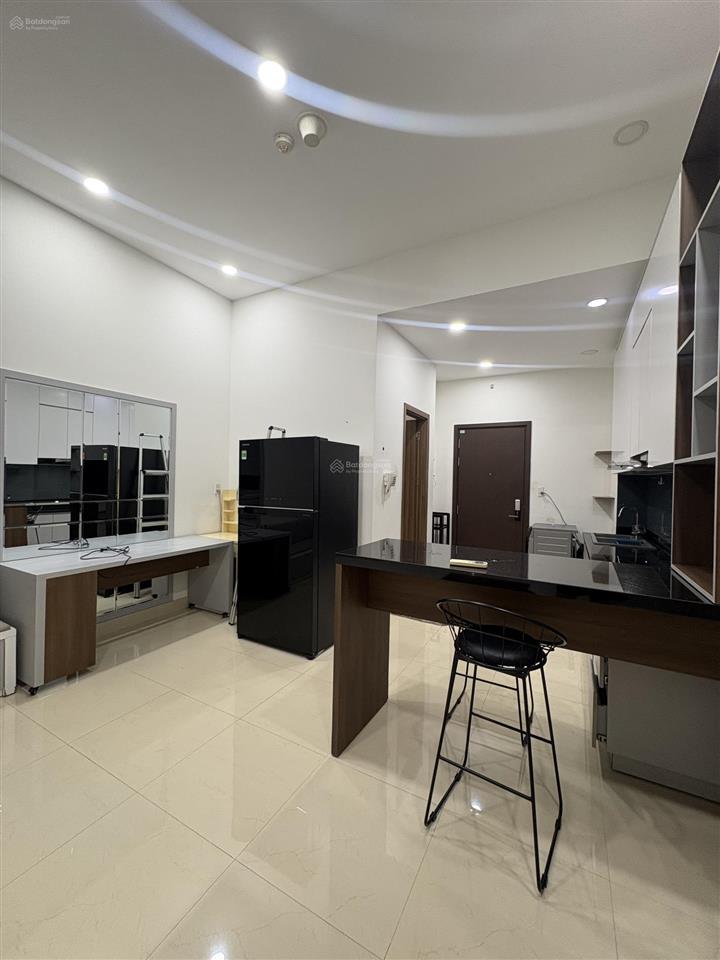 Cho thuê studio the sun avenue 40m2, full nội thất, view thoáng, chỉ 12 triệu/tháng