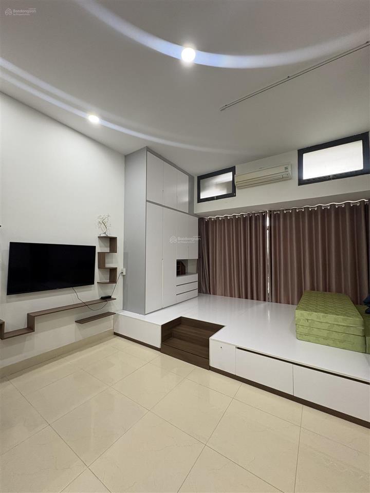 Cho thuê studio the sun avenue 40m2, full nội thất, view thoáng, chỉ 12 triệu/tháng