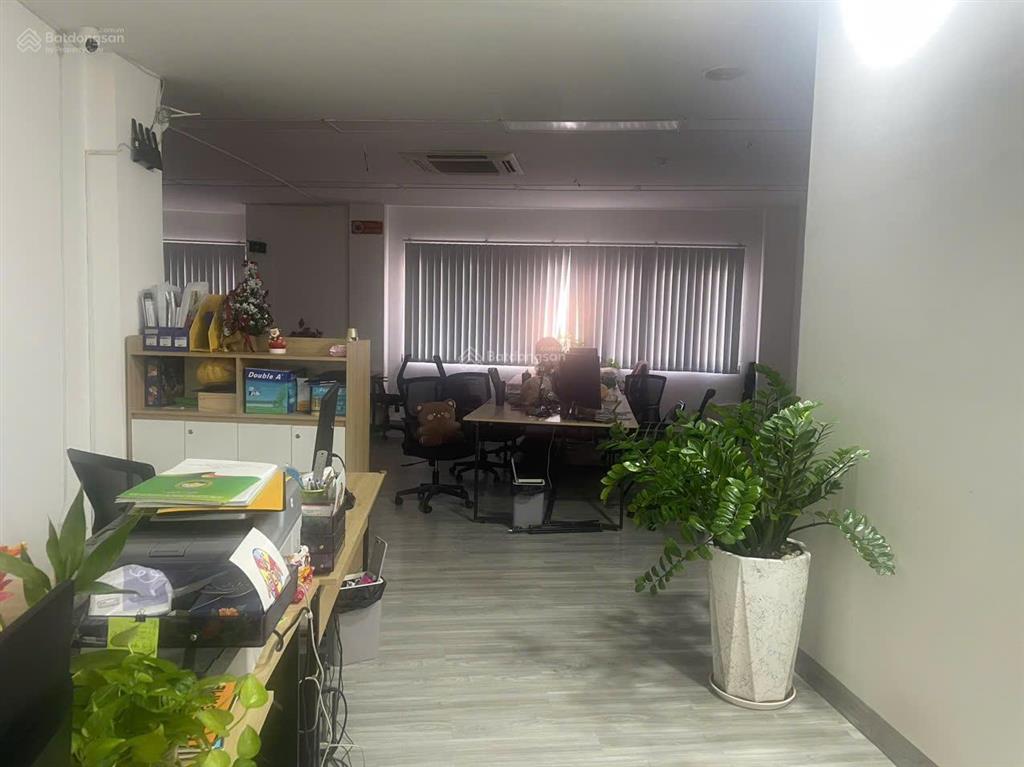 Cho thuê văn phòng, đường tô hiến thành, phường diên hồng, tp. hcm.  0903 810 ***